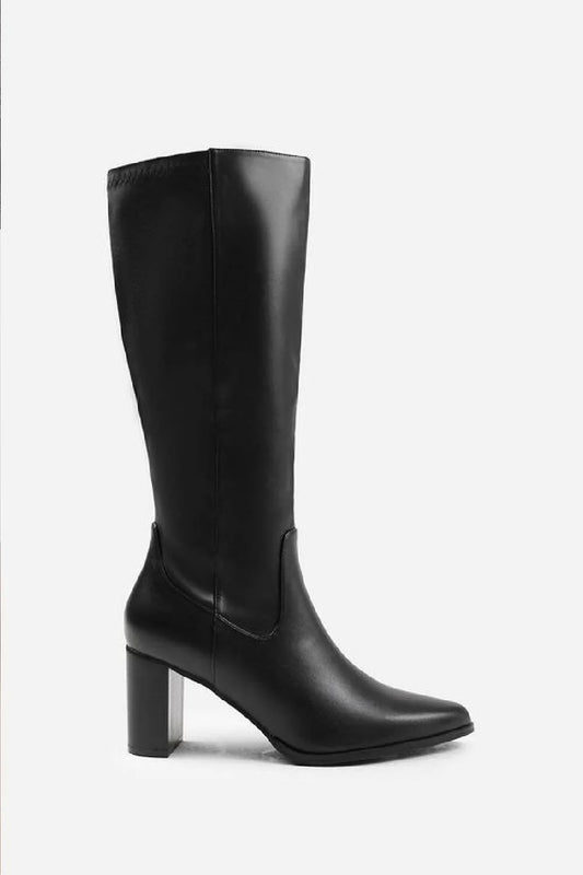 BLACK KNEE HIGH HEELED BOOT