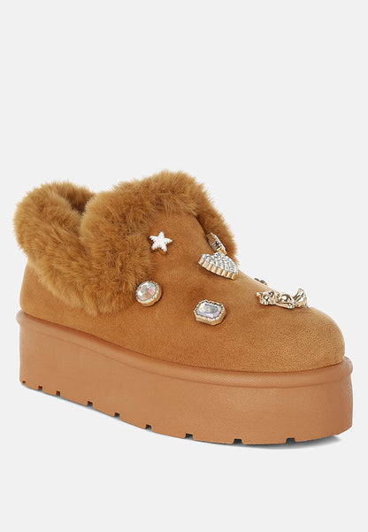 Zeta Charm Detail Snow Boots – Faux Fur Slip-On